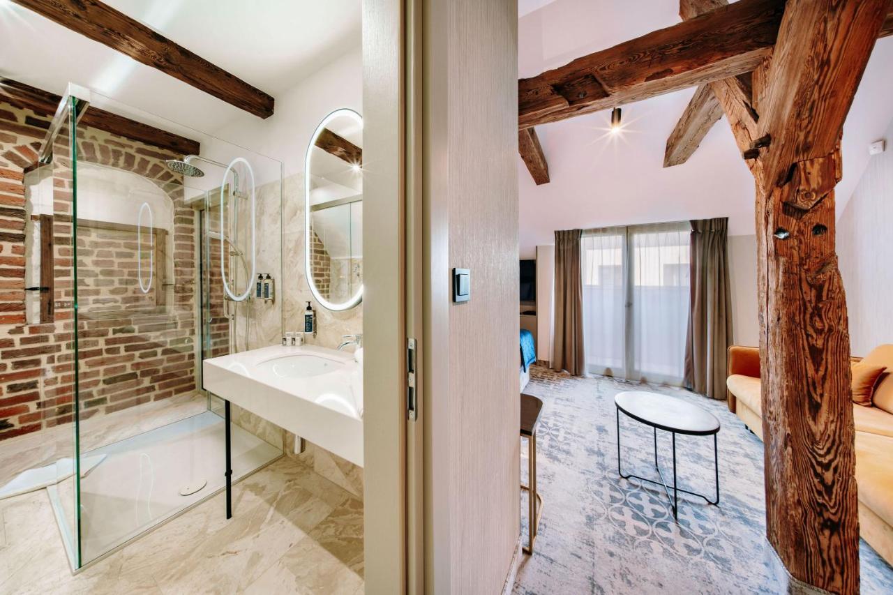 Hotel Eter Торунь Экстерьер фото